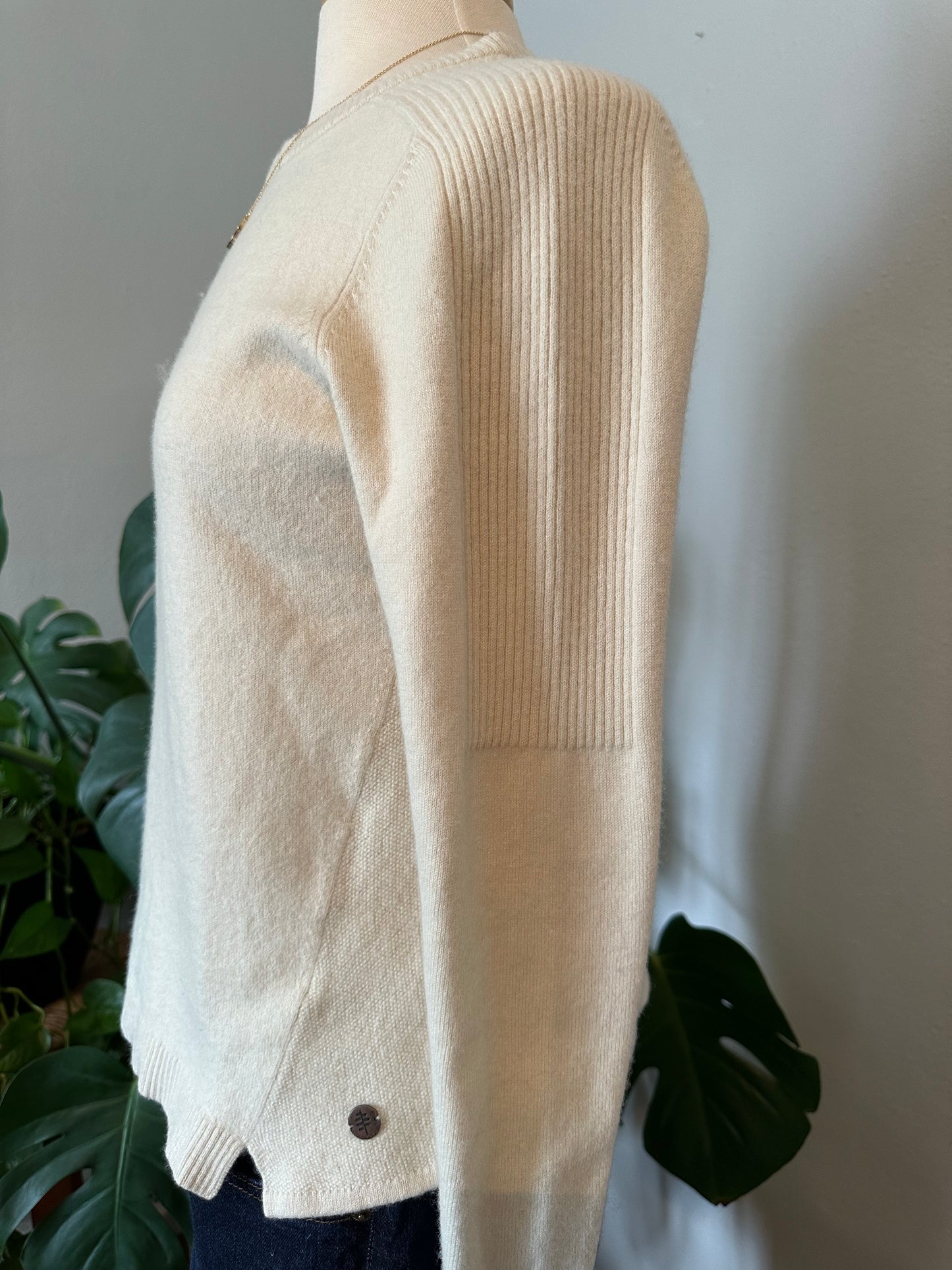 ROYAL ROBBINS wool top